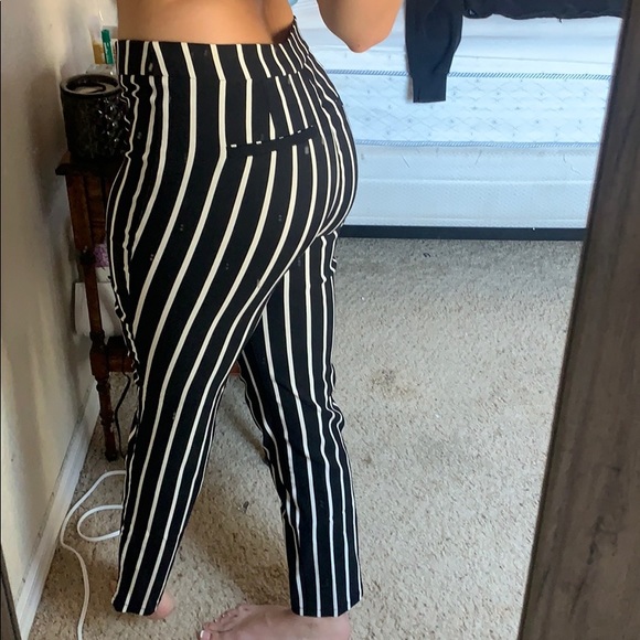 Comfy, stripped, professional pants. - Picture 3 of 5